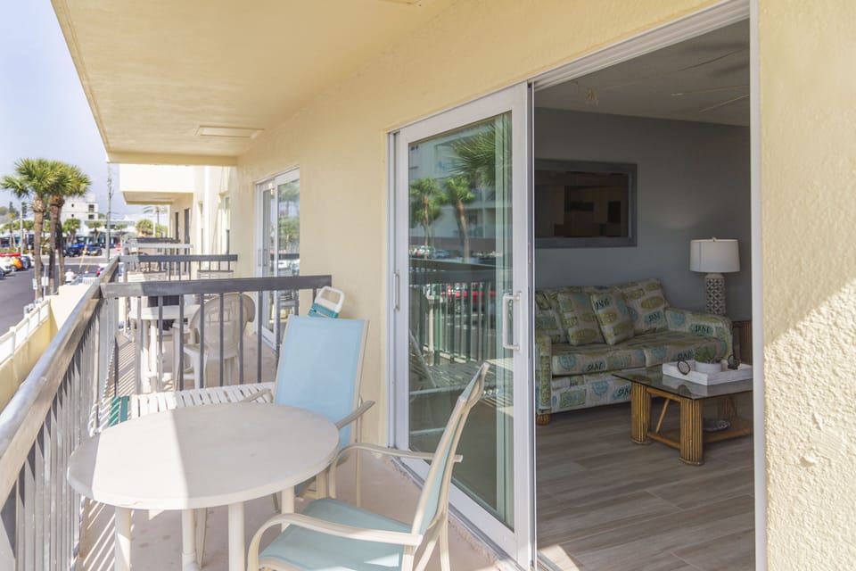 Surf Song 239 Balcony