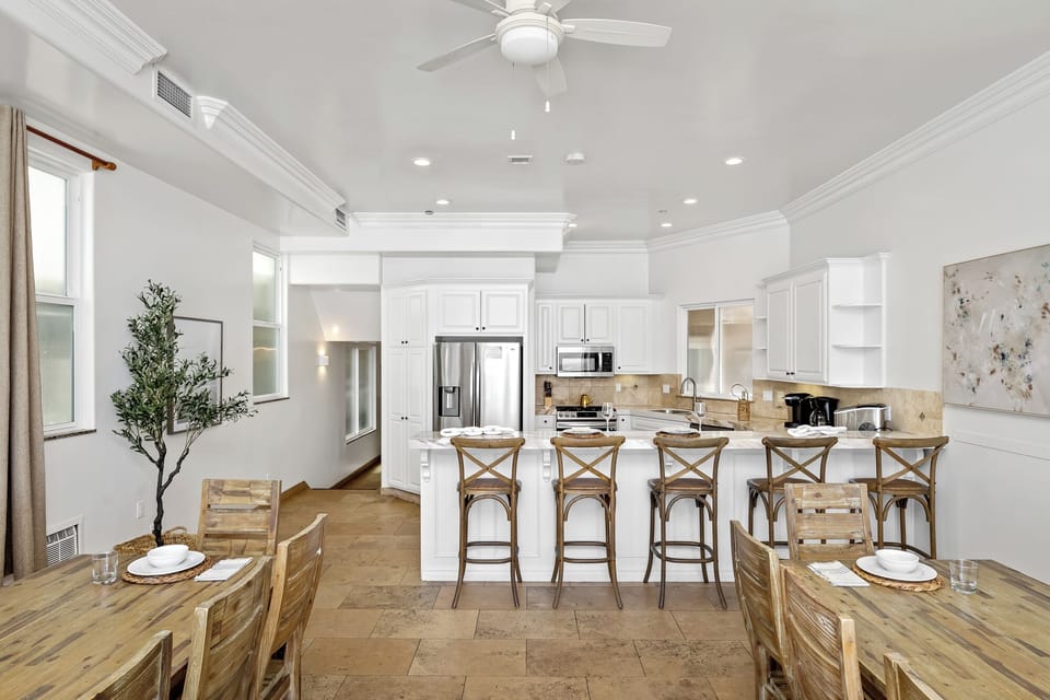 823P-Unit1-SandKasl-Imaging-San-Diego-Residential-Hospitality-Photography-5