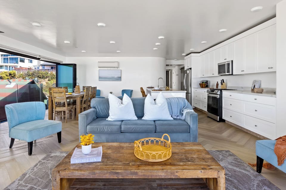 702-Strand-Unit3-Residential-Photography-SandKasl-Imaging-San-Diego-Residential-Hospitality-Photography-9