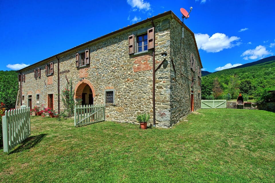 Building Exterior, Garden