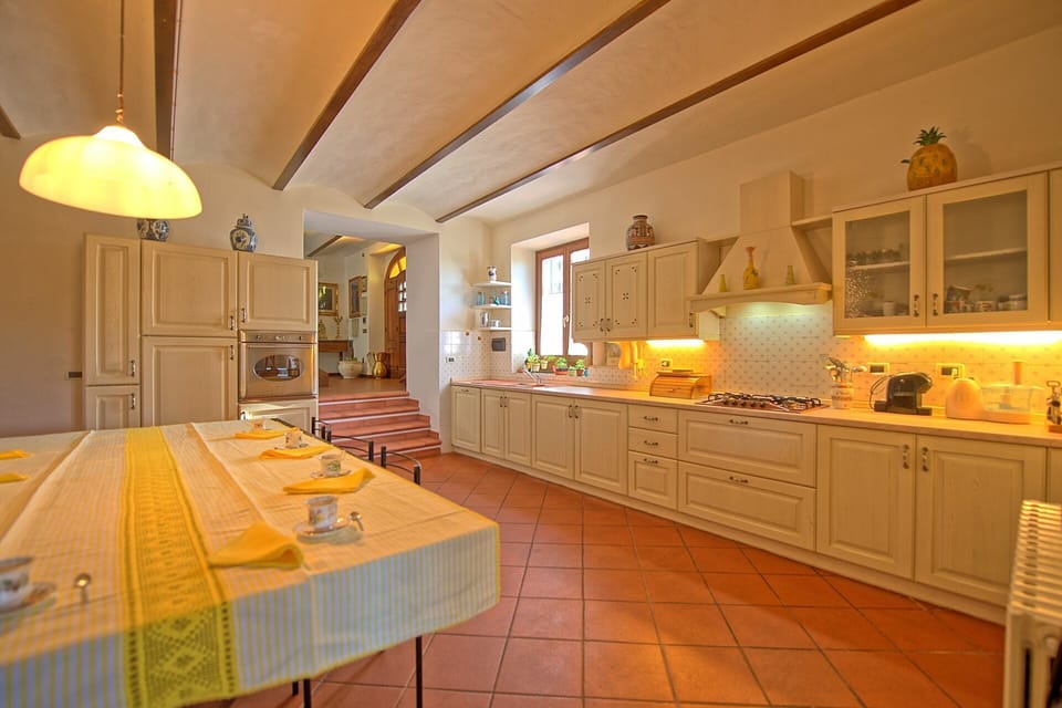 Dining Room, Kitchen