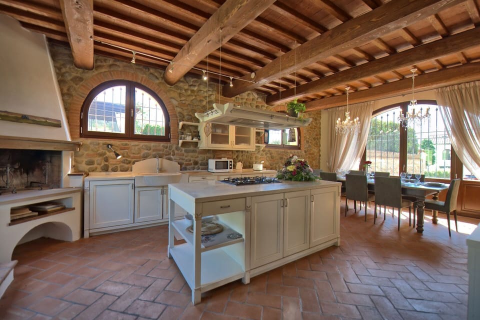 Dining Room, Kitchen