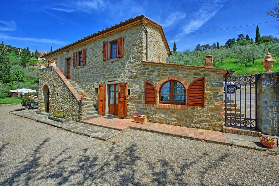 Building Exterior, Outdoor