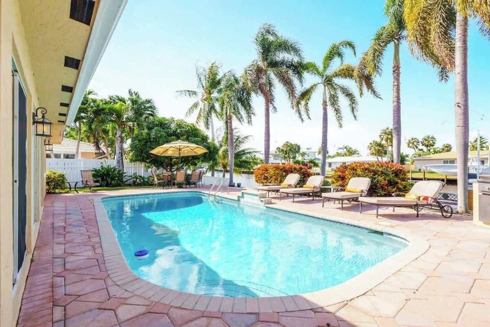 Perfect backyard to grill, chill, and get some sun 