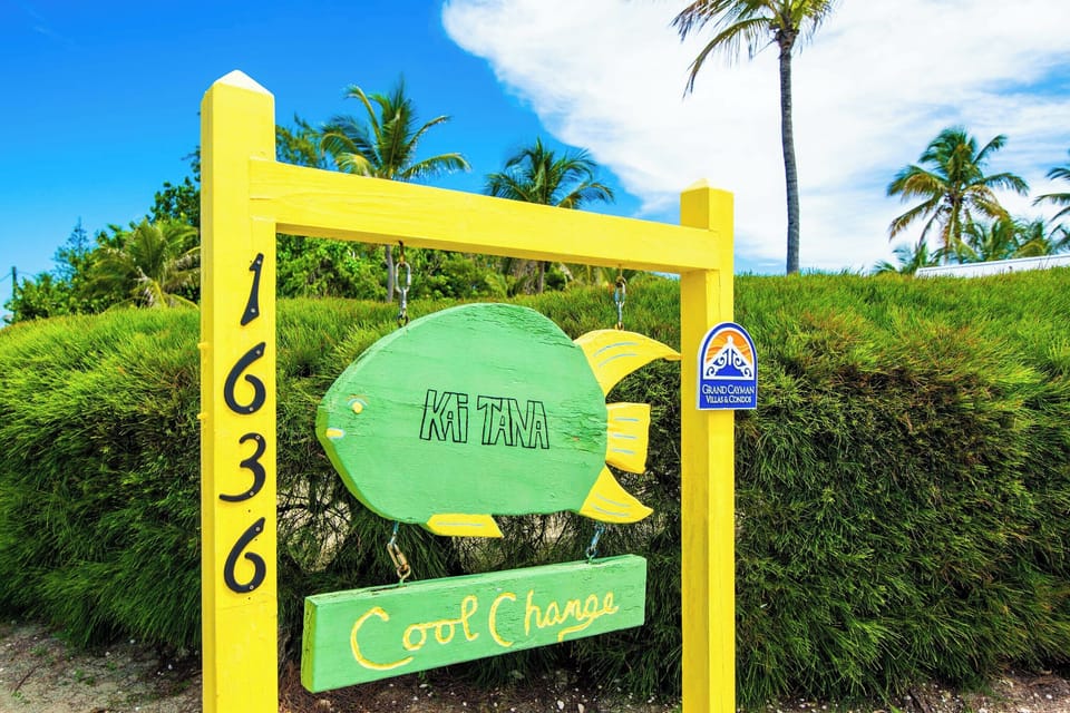 Street signage marks your spot in paradise. 