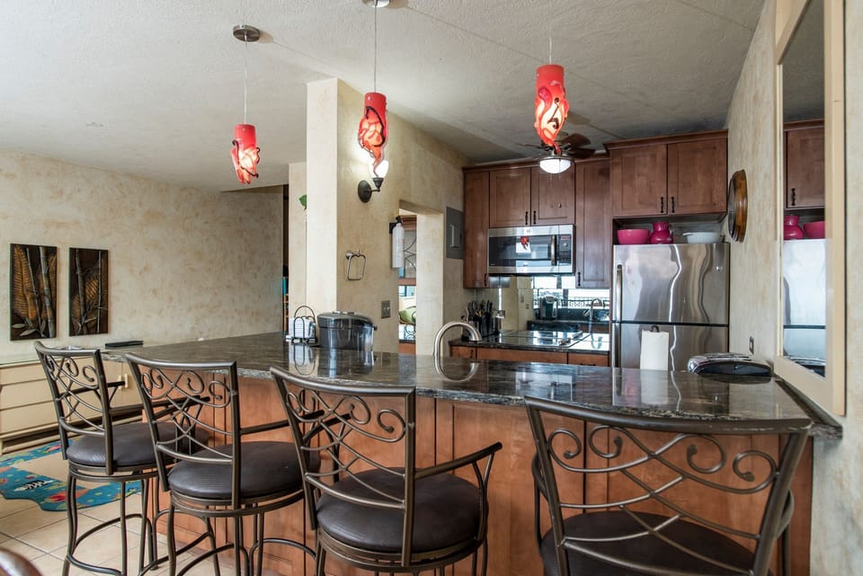 Nicely renovated and fully stocked kitchen.