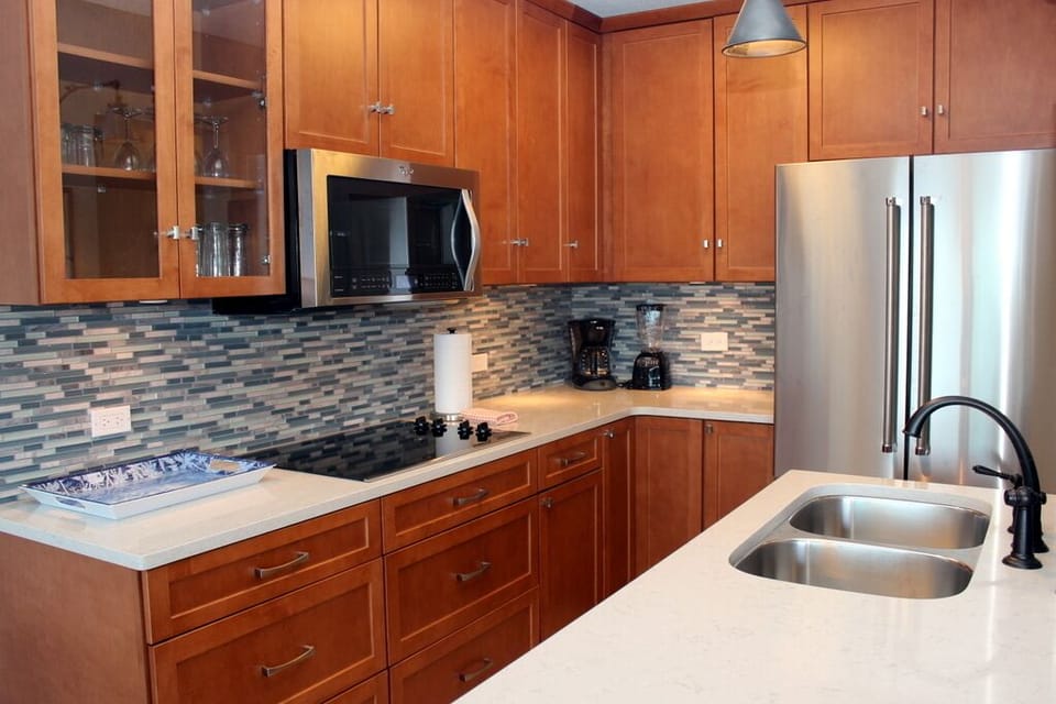 Fully equipped kitchen with all new cabinets and appliances.