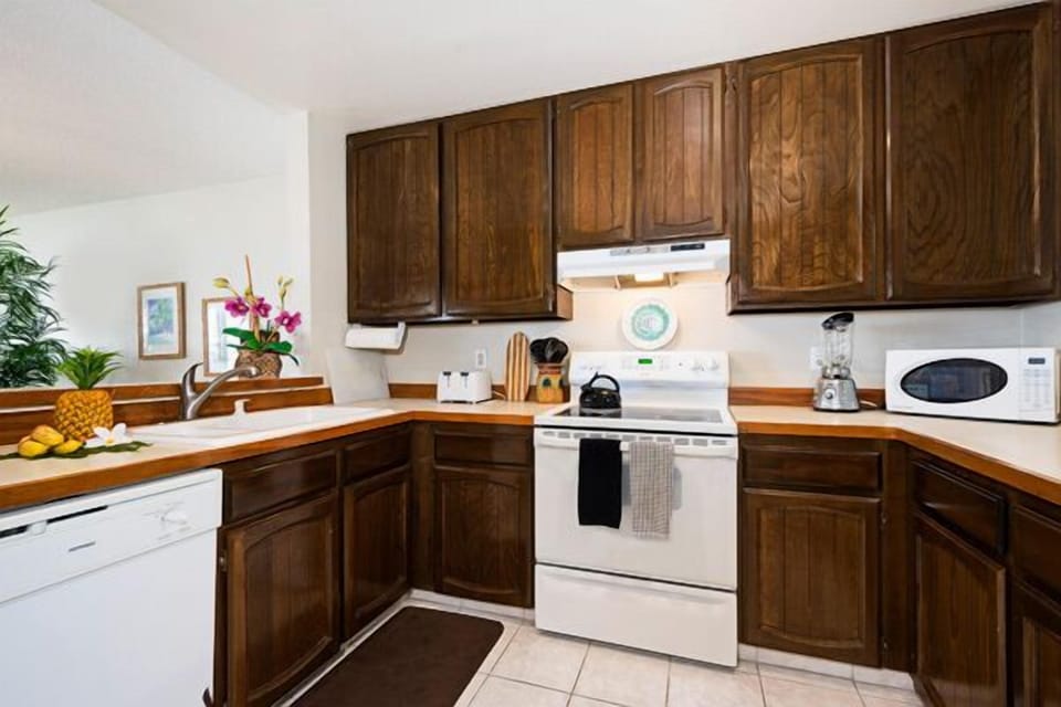 Fully Equipped Kitchen!!