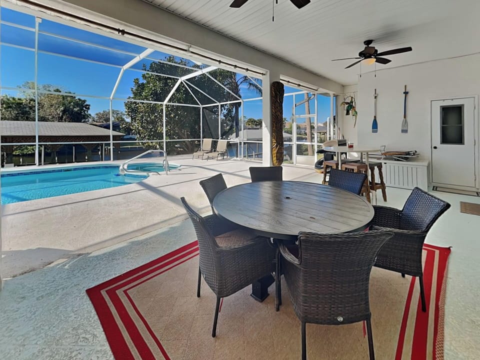 Poolside Dining Area - Grill + Patio Bathroom
