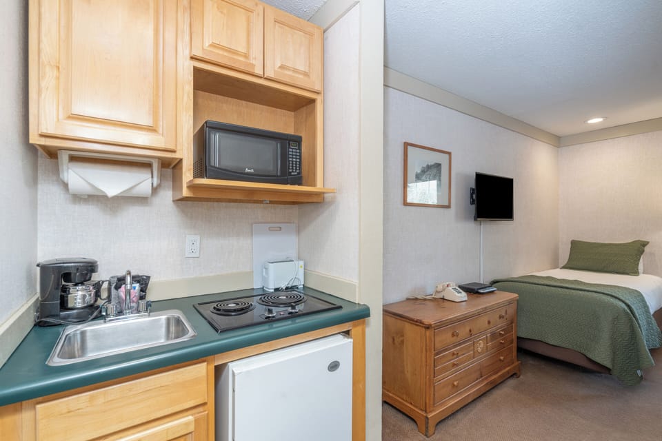 Kitchenette