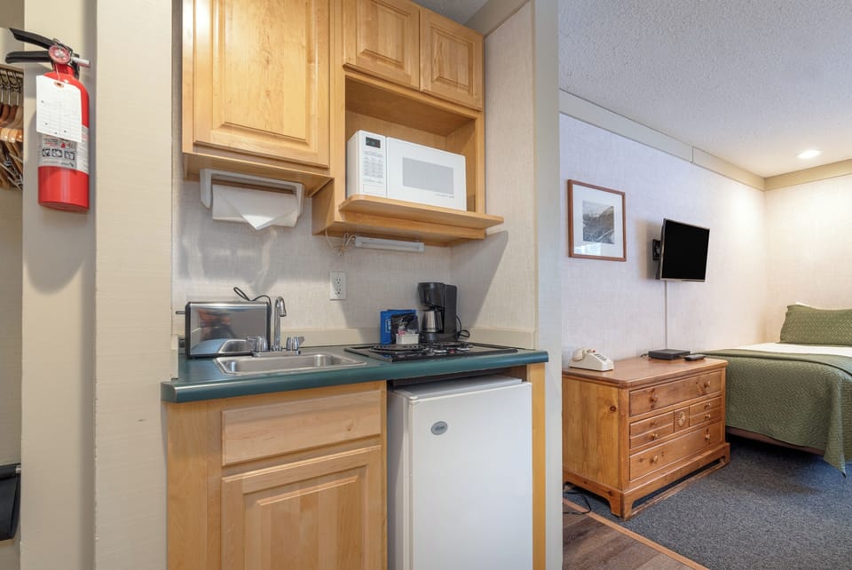 Kitchenette