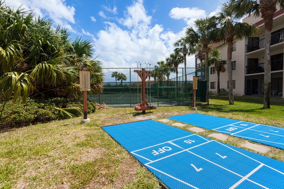 Ocean Village Club - Shuffleboard