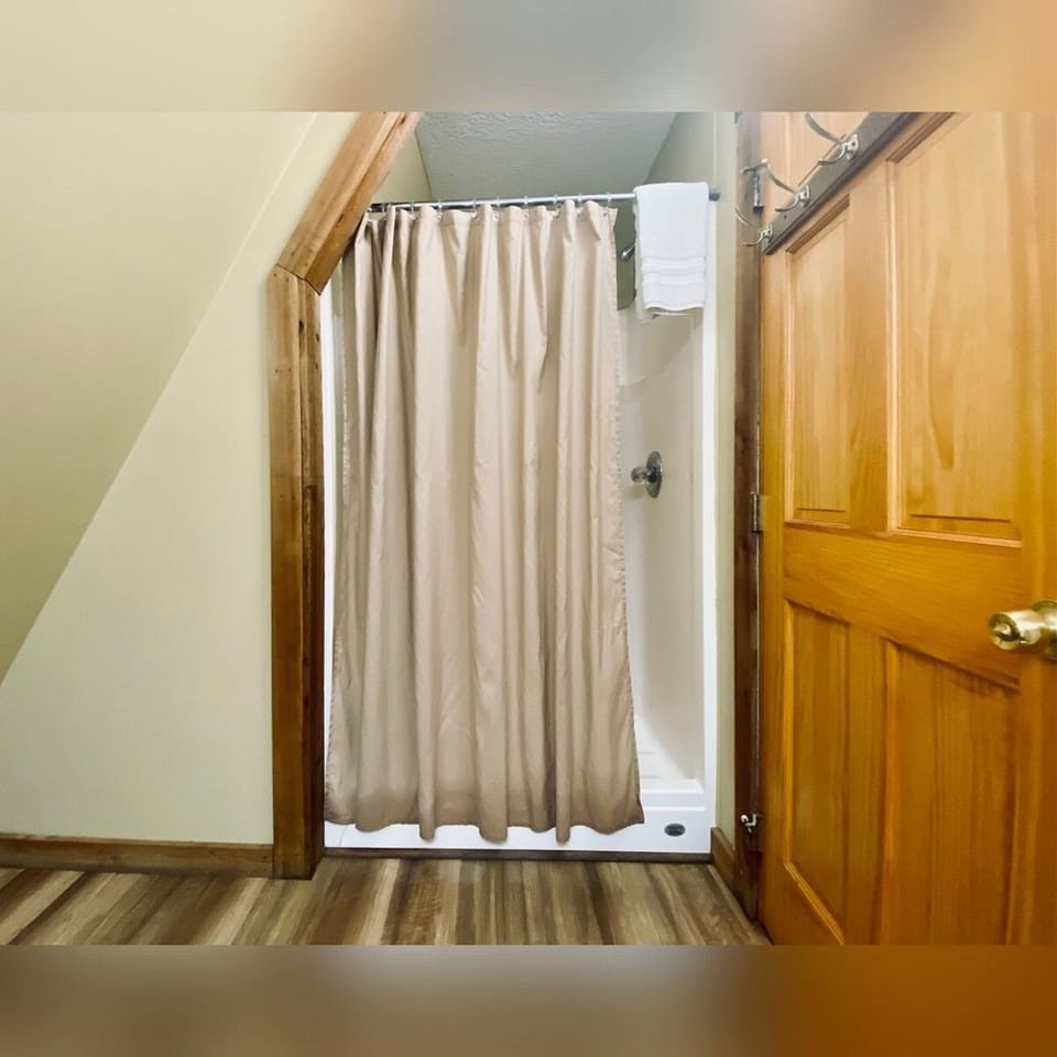 A-Frame #12 Shower