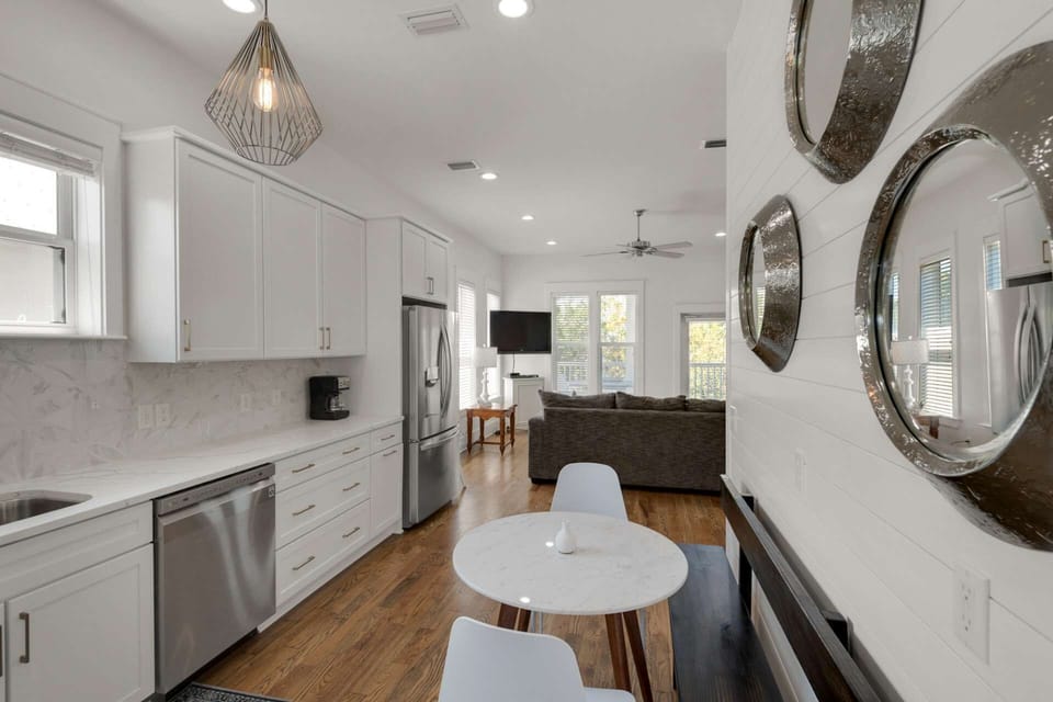 Additional seating in the kitchen at the bistro set!