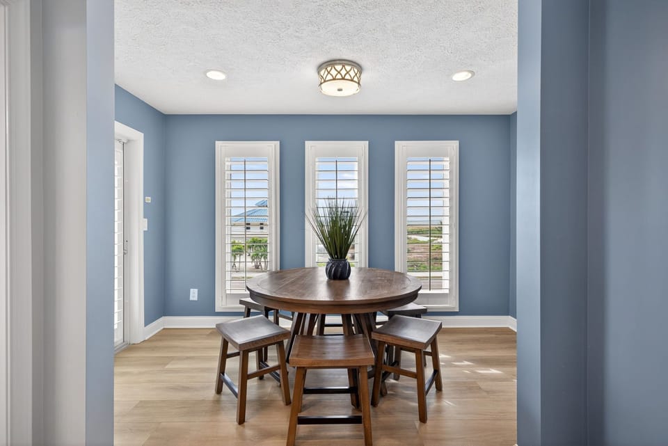 Breakfast Nook