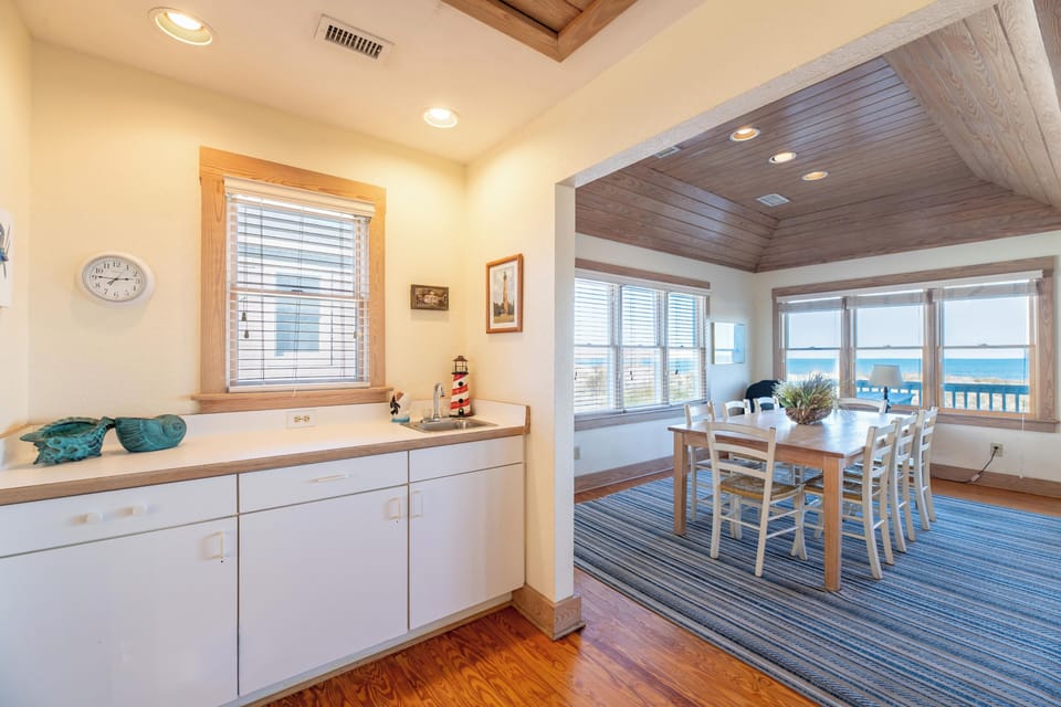 Wet Bar