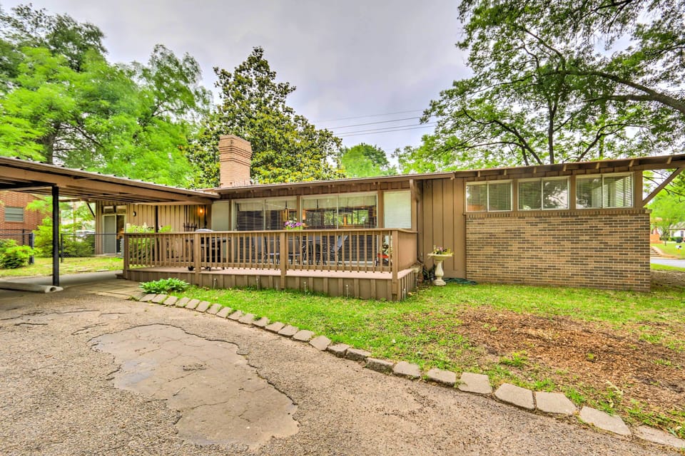 Exterior | Furnished Deck | Single-Story Home