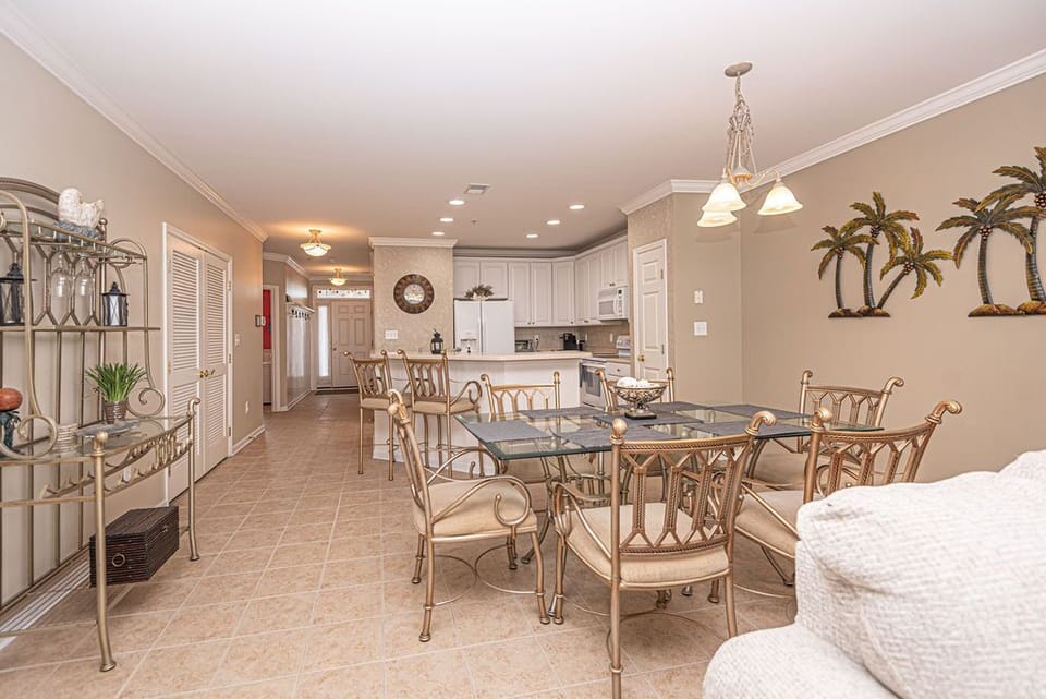 Dining Area-2-Hidden-Cove-Way, 3A-Sunset-Island-Ocean-City-MD