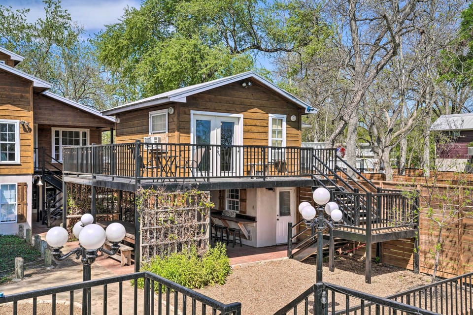 Property Exterior | Shared Lake & Dock Access