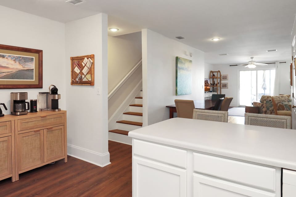 Kitchen and Coffee Bar