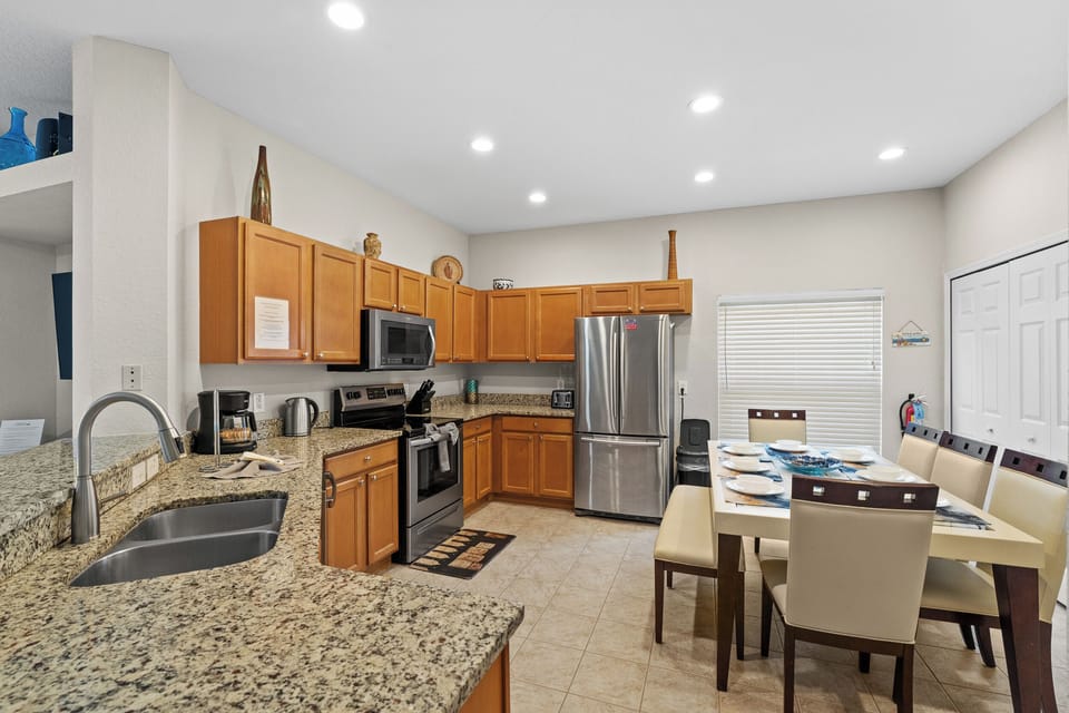 Kitchen | Cooking Basics | Breakfast Bar