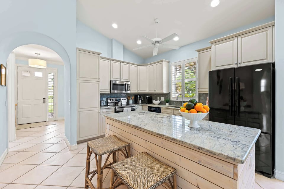 Fully Stocked Kitchen with All the Amenities; Newer Appliances! Perfect for Home Cooked Meals!