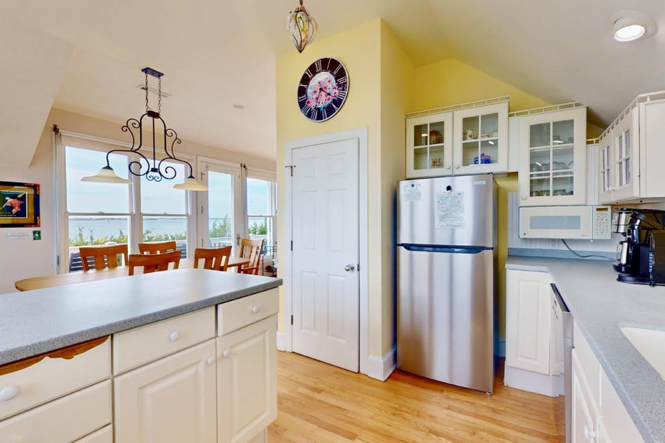 Keep an eye on the ocean while you cook dinner