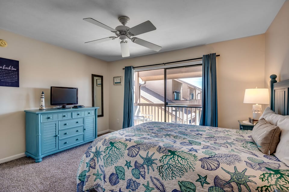 Guest bedroom