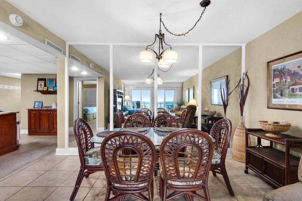 Dining table with seating for 6.