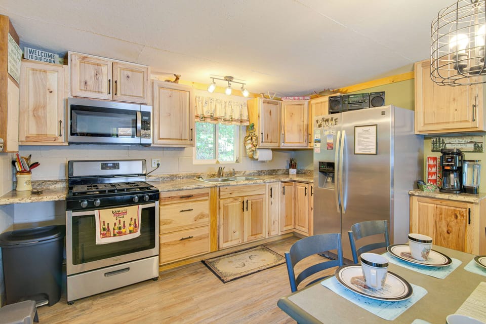 Kitchen | In-Unit Laundry