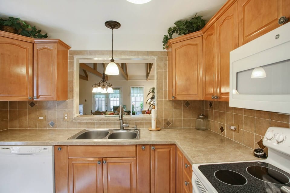 There's plenty of room in the spacious kitchen for you and your family to prepare their meals.