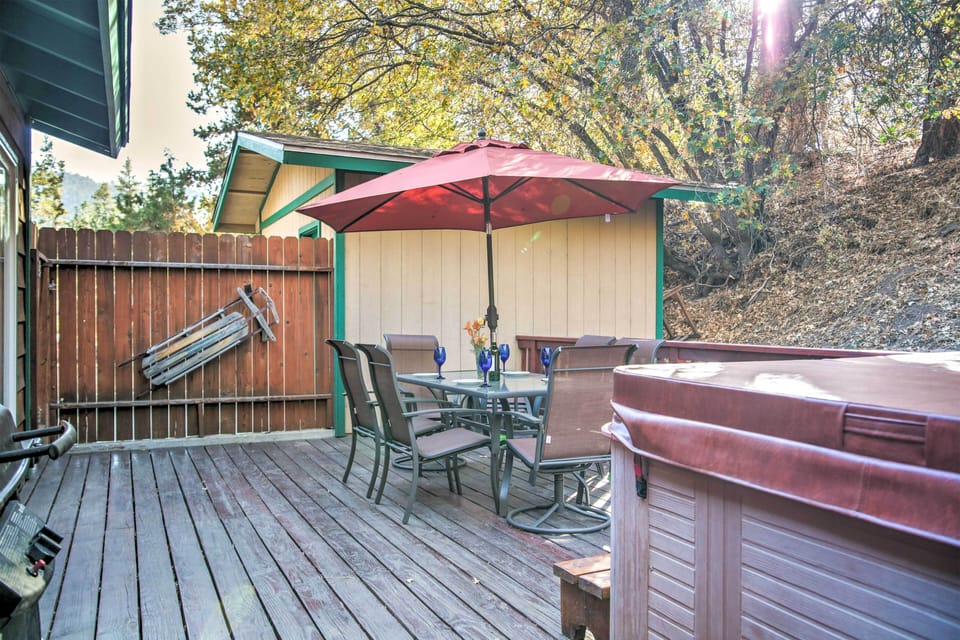 Furnished Deck
