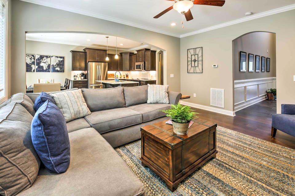 Living Room | Free WiFi