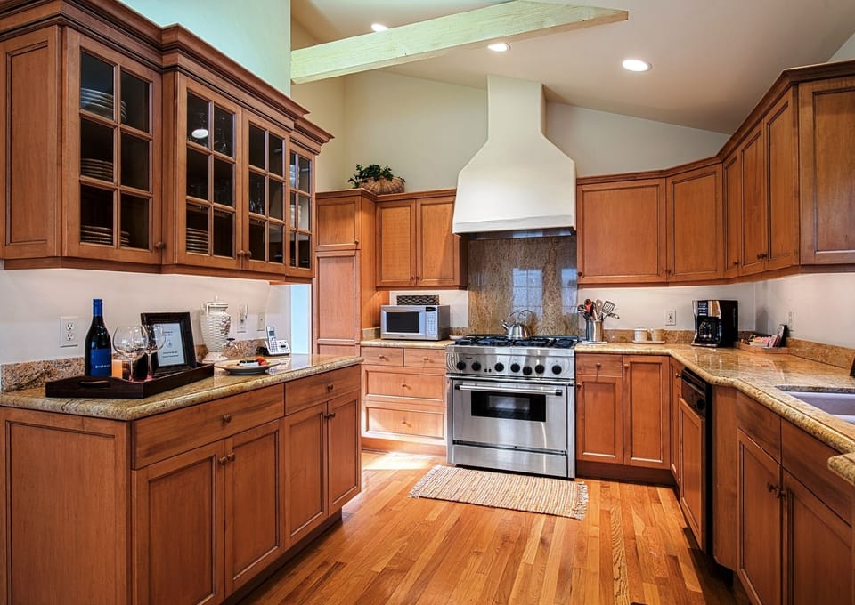 Fully Equipped Chef's Kitchen
