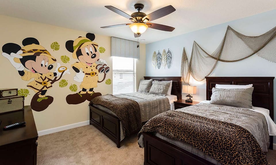 8BR ChampionsGate Villa | Pool, Spa & Theater House in Osceola County