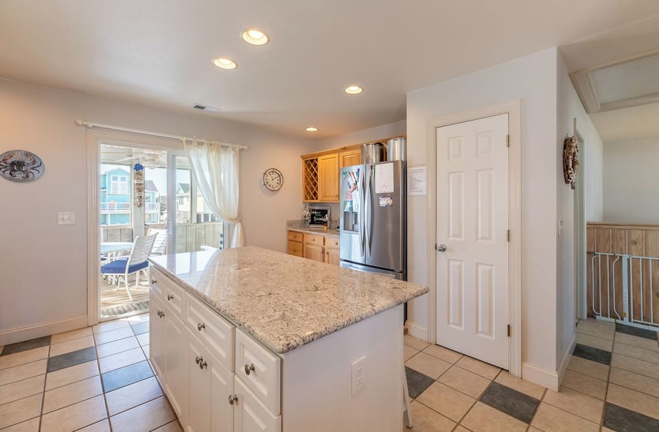 Kitchen with Island