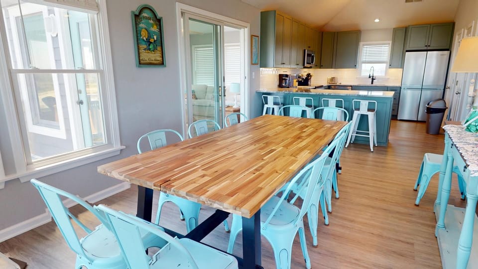 Dining room - dining room at Kaptain's Treasure vacation rental, Carova Beach 4x4 Northern Outer Banks NC