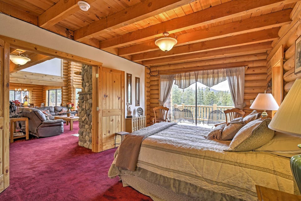 Bedroom 4 | Queen Bed | 2nd Floor