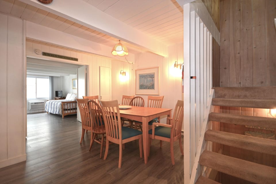 DINING-AREA