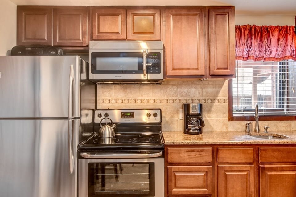 All the kitchen items you need for a perfect stay! Drip Coffee Maker