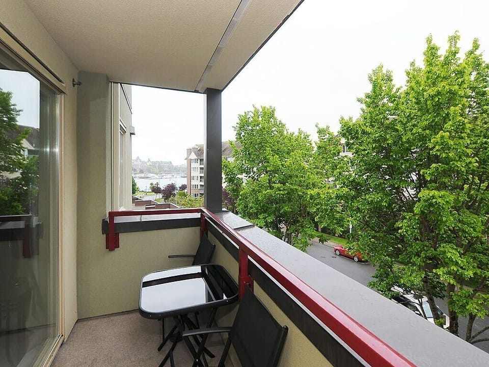 Enjoy the views of the harbour from the balacony
