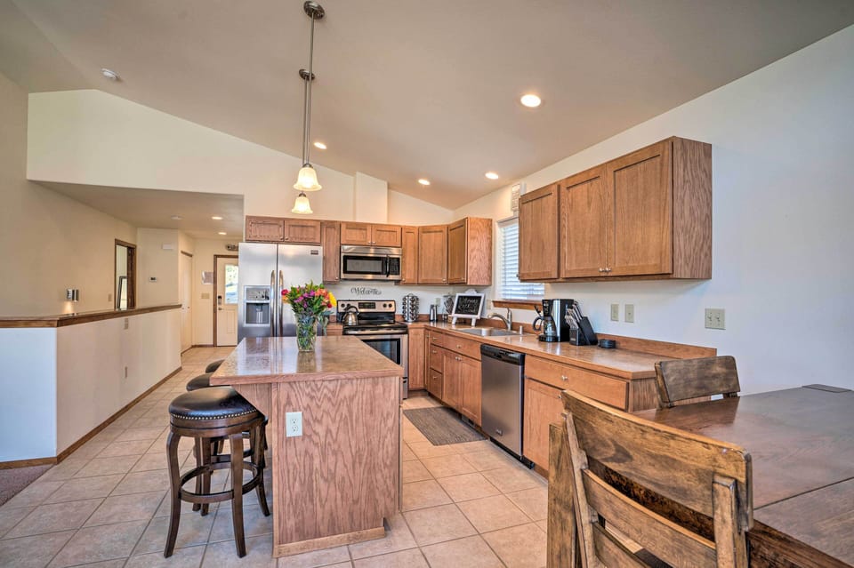 Kitchen | Fully Equipped