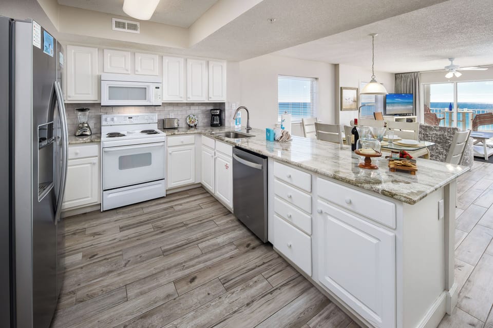 Kitchen - Lots of space and storage. The cook of the family will not have a problem whipping up a perfect meal for everyone.