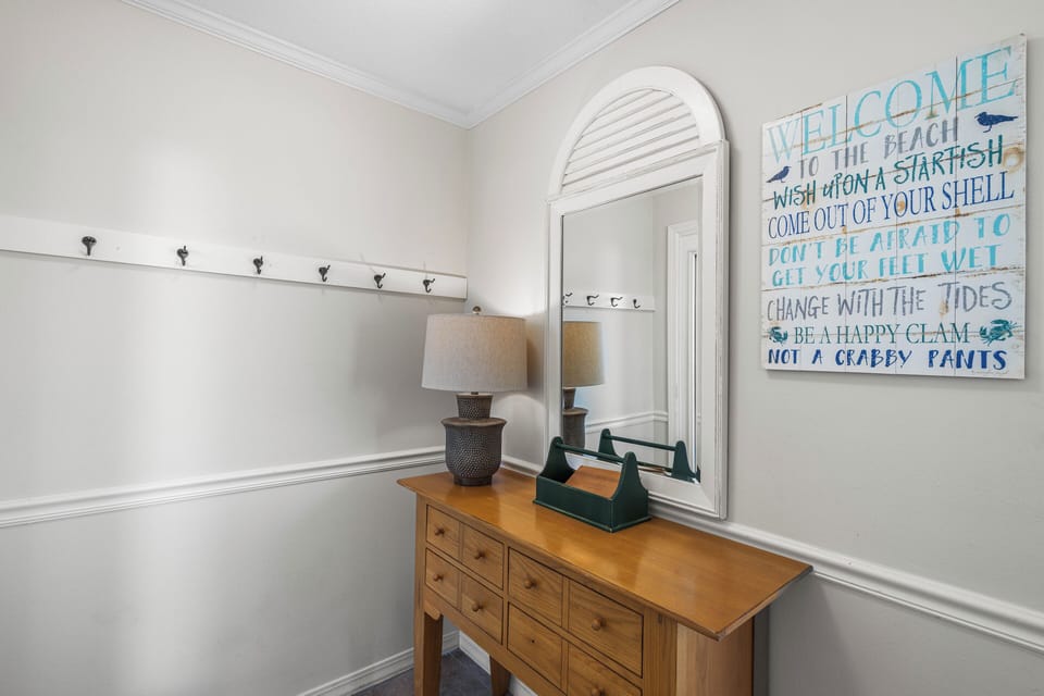 Whimsical foyer entry leading into Quiet Surf #8