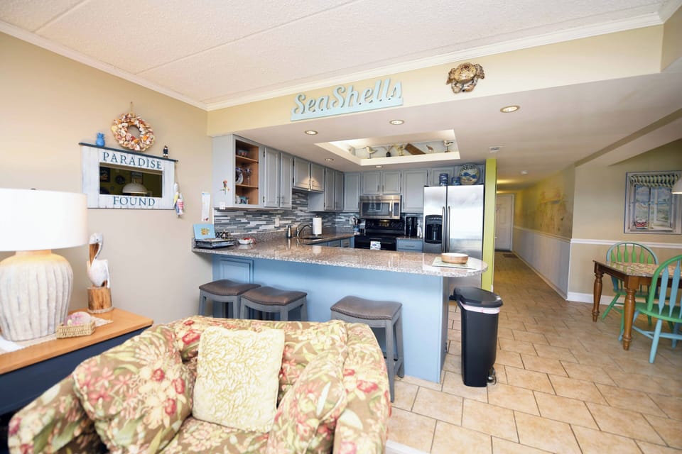 LIVING-AREA