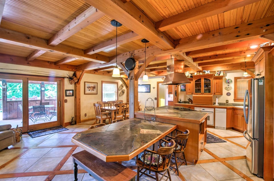 Kitchen & Dining Space | Cooking & Dining Basics | Crockpot | Coffee Maker