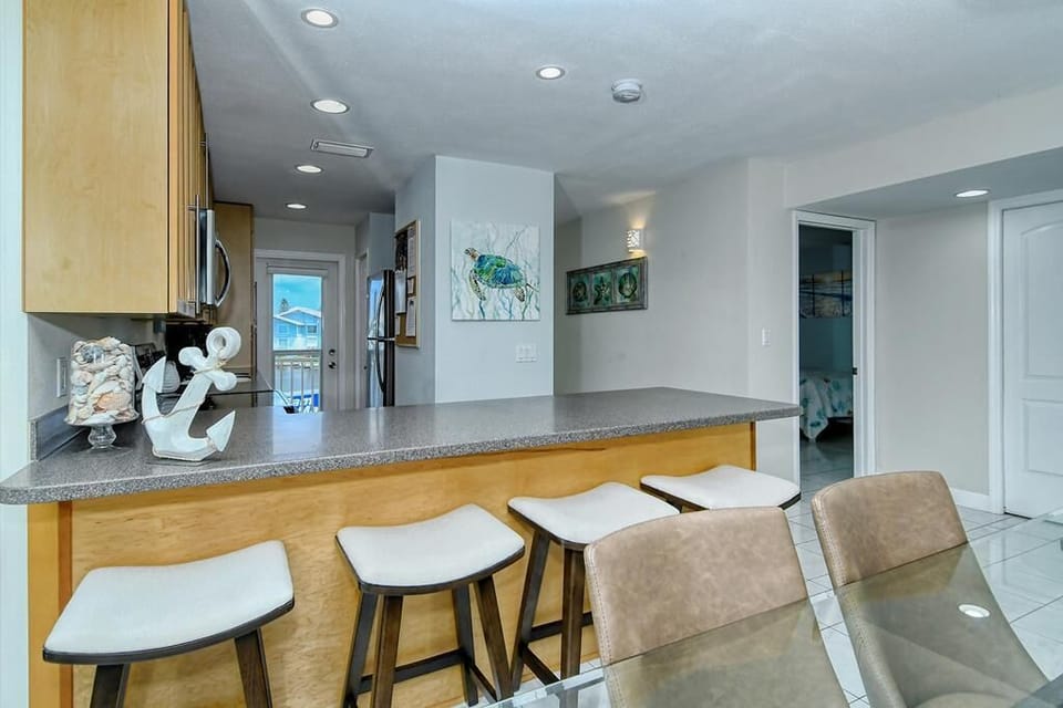 Bar area
