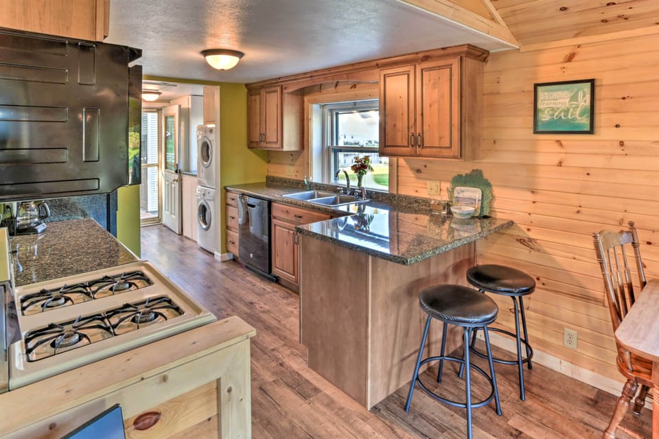 Fully Equipped Kitchen | Drip Coffee Maker | Dishware & Flatware