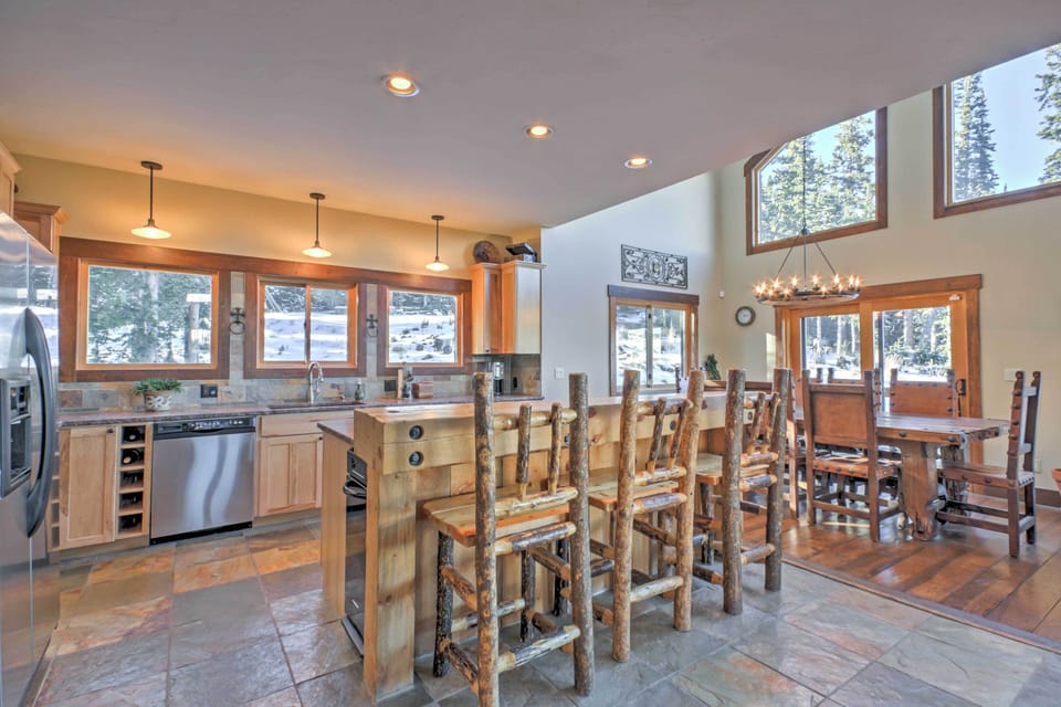 Kitchen | Bar Seating | Cooking Basics