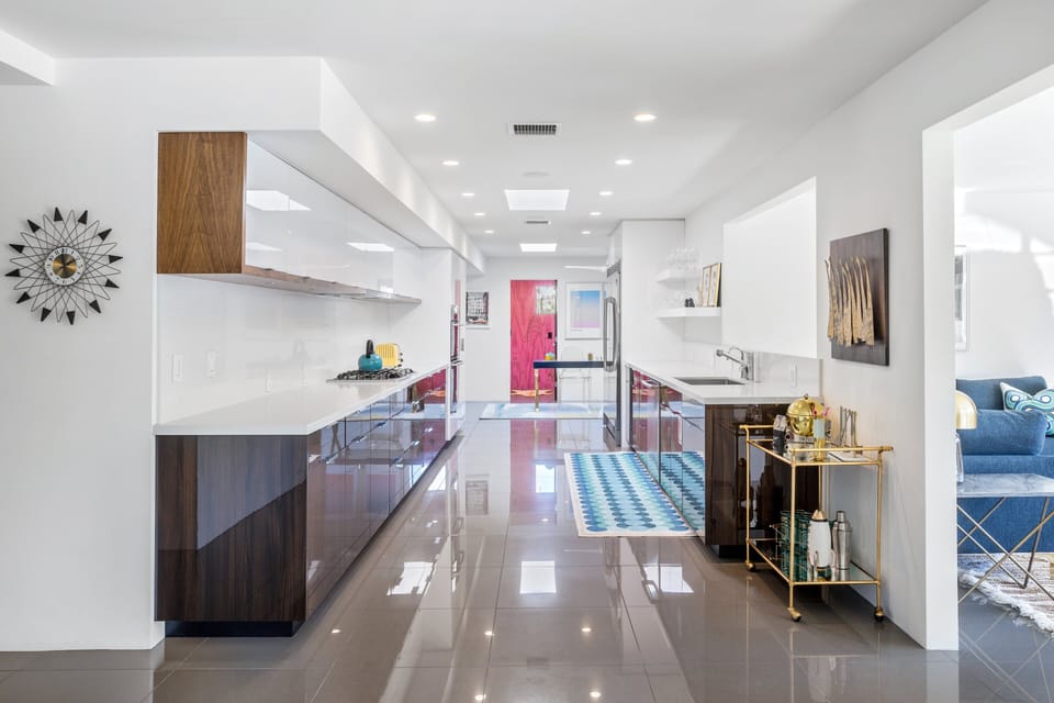 Fully-appointed kitchen
